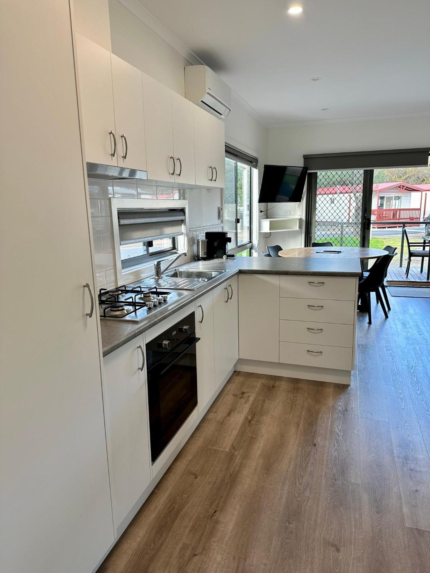 Barwon River Holiday Park Geelong Bagian luar foto