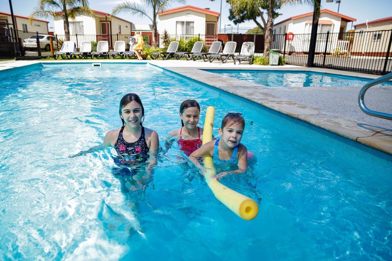 Barwon River Holiday Park Geelong Bagian luar foto