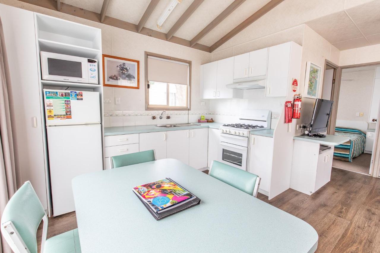 Barwon River Holiday Park Geelong Bagian luar foto
